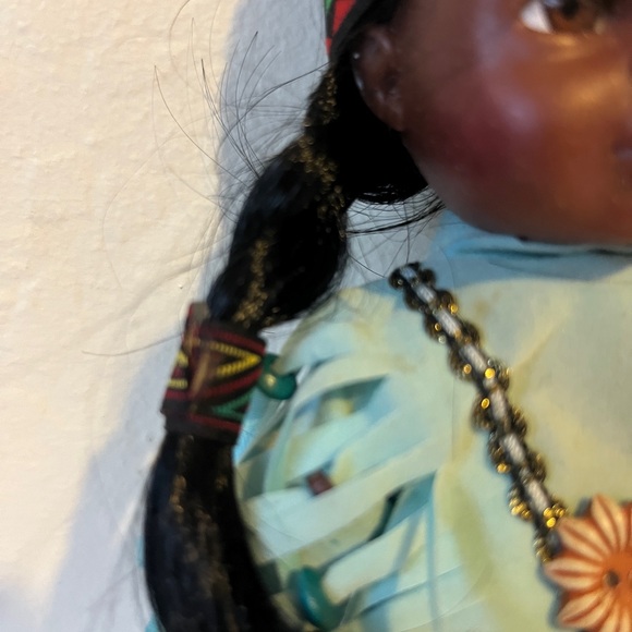 Vintage Native American Doll - Picture 5 of 5